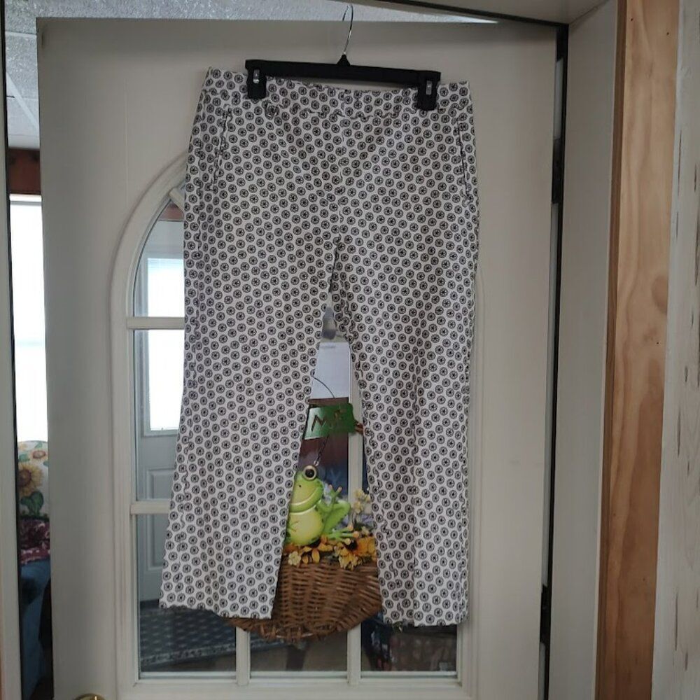 New Adrianna Papell Kate Fit Flower Printed Capri Size Women's 8